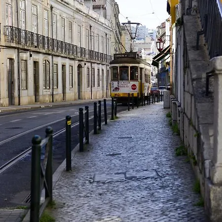 Bica Cais Do Sodre Appartamento